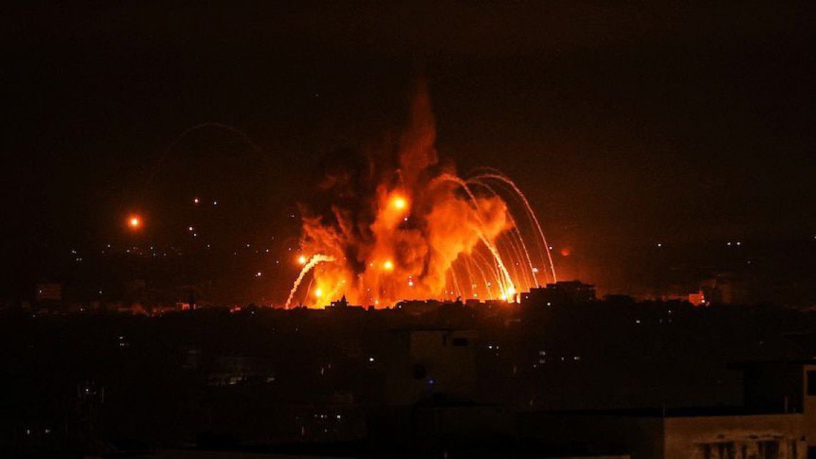MisterNarcos's tweet photo. @jacksonhinkle Oct, 23rd: the most violent night since the start of the lsraeli aggression on Gaza Strip !!

BREAKING: Palestinian news agency says over 400 people were killed in Gaza on Sunday https://t.co/1z8S8rV56y
