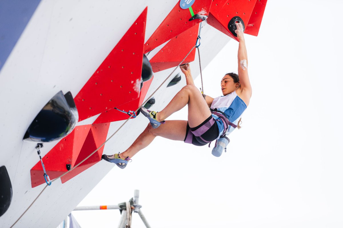 #EscaladaDeportiva🧗‍♀️Valentina Aguado avanzó a la final de la prueba de bloque y dificultad: rb.gy/mcnk3

Foto: Lena Drapella/IFSC

#EquipoARG 🇦🇷 #ArgentinaEnSantiago2023