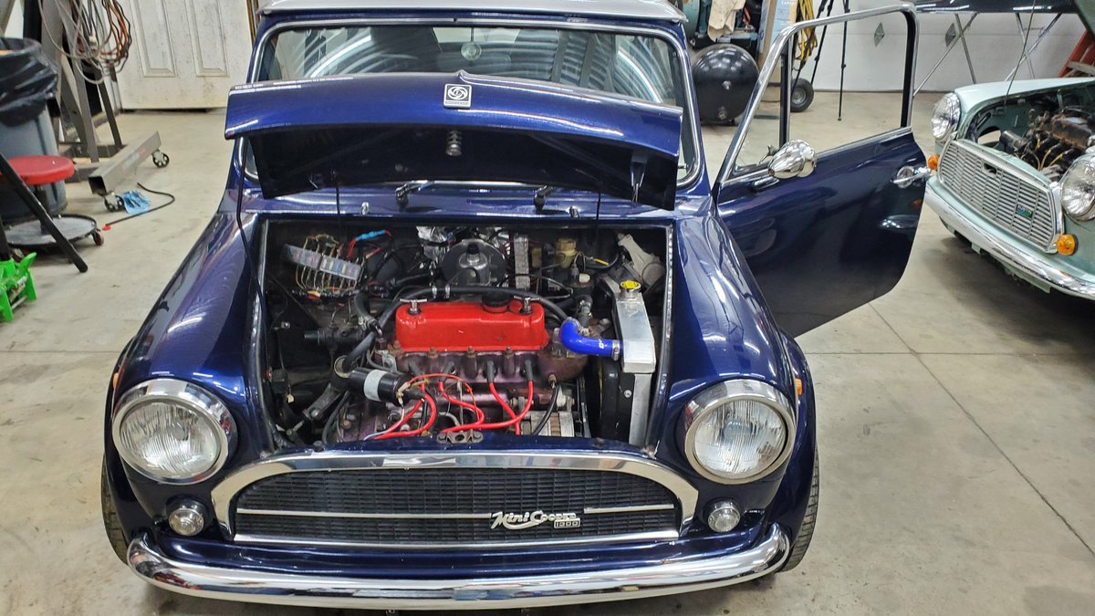 DieselViking60's tweet photo. Project re-wire Mini commences.. I've prolonged the inevitable long enough... Wish me luck.. #ChallengeTheBuild https://t.co/SSWxKWtQZf