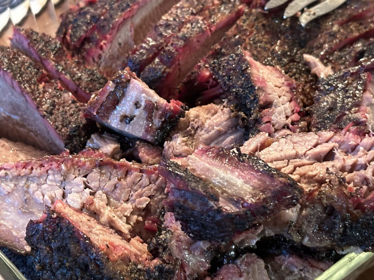 cookwithwes's tweet image. Another weekend, another brisket… #CookWithWes #RecTeq #RecTeqLifestyle @recteq_official #BBQlife #BackyardBBQ