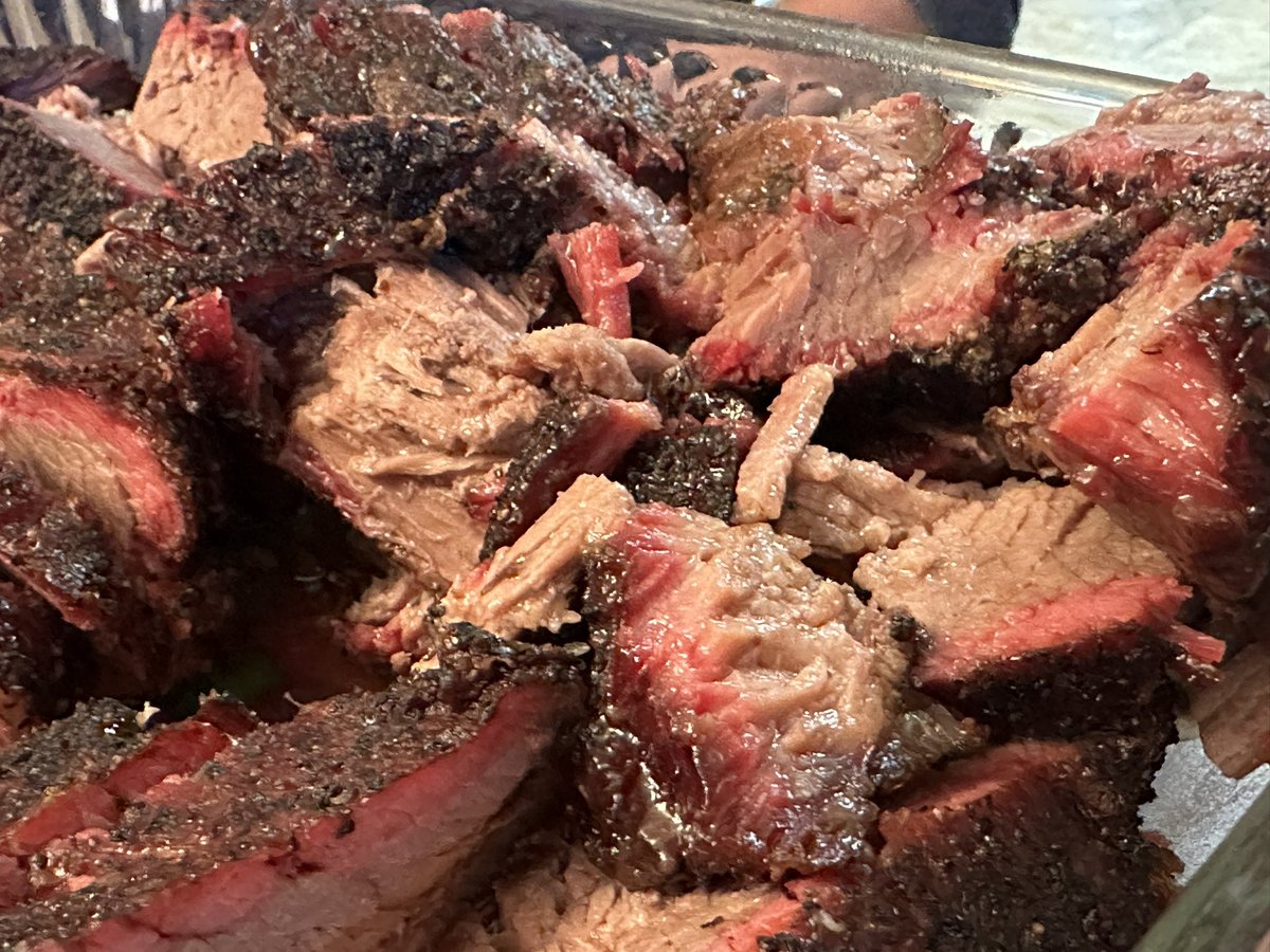 cookwithwes's tweet image. Another weekend, another brisket… #CookWithWes #RecTeq #RecTeqLifestyle @recteq_official #BBQlife #BackyardBBQ