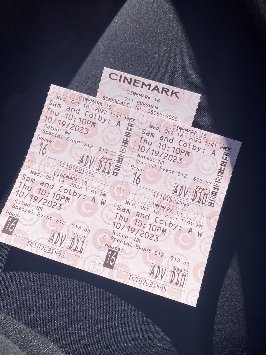 HiddenWiccan's tweet photo. Never have I been more proud to be a fan! 🥹 congrats guys! This experience was otherworldly!! 😊👏🏼👏🏼👏🏼 https://t.co/tGLaFrOOUE