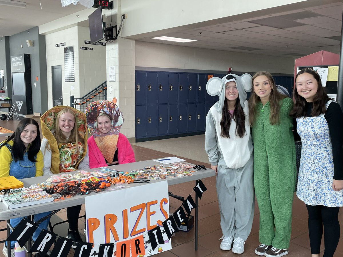 DebbieGerstner's tweet image. Monster Mash 2023 was a success!  Lots of kids from the community enjoyed Trunk or Treat and some spooky games with LEHS honor society students. @EAST_HAWKS @Lakota_EastNHS
