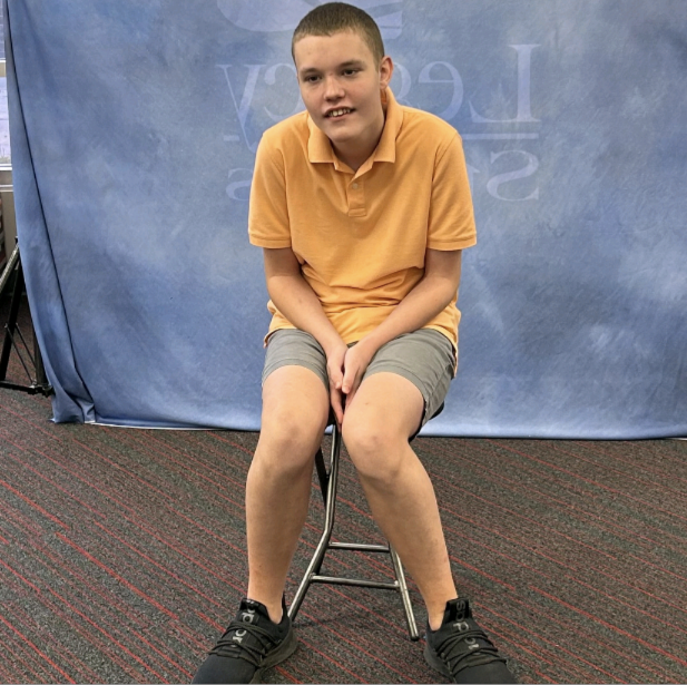 MISSING: Luke Roberts w/m 15 yoa is missing from his home in the area of Goldenrain Tree Dr. Luke is 5'10, 140 lbs &amp; wearing a gray collared shirt, blue shorts &amp; black Adidas tennis shoes. Luke is autistic &amp; nonverbal. If you have any info, please call 911 or 817-685-1526.
