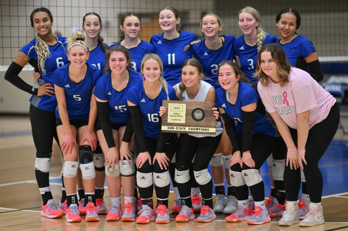 TopsportsN's tweet photo. Business as usual! Eight-time state champ @LadyBluesVB
 back in 6A field. ...
https://t.co/8ChYgxhIzi https://t.co/xMiKzKdJ79