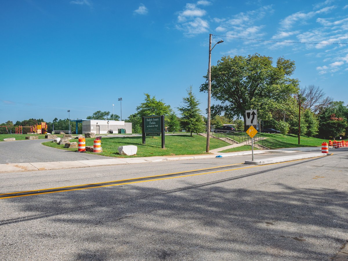 SenatorMcCray's tweet photo. October is Pedestrian Safety Month, &amp; we're excited to highlight our partnership with Parks &amp; Peoples &amp; Baltimore City DOT to improve safety for young scholars at Ralph Sears Fields
In 2018, Mr. Johnny, a neighboring resident, voiced concerns about student safety. https://t.co/pONeK0dRsv
