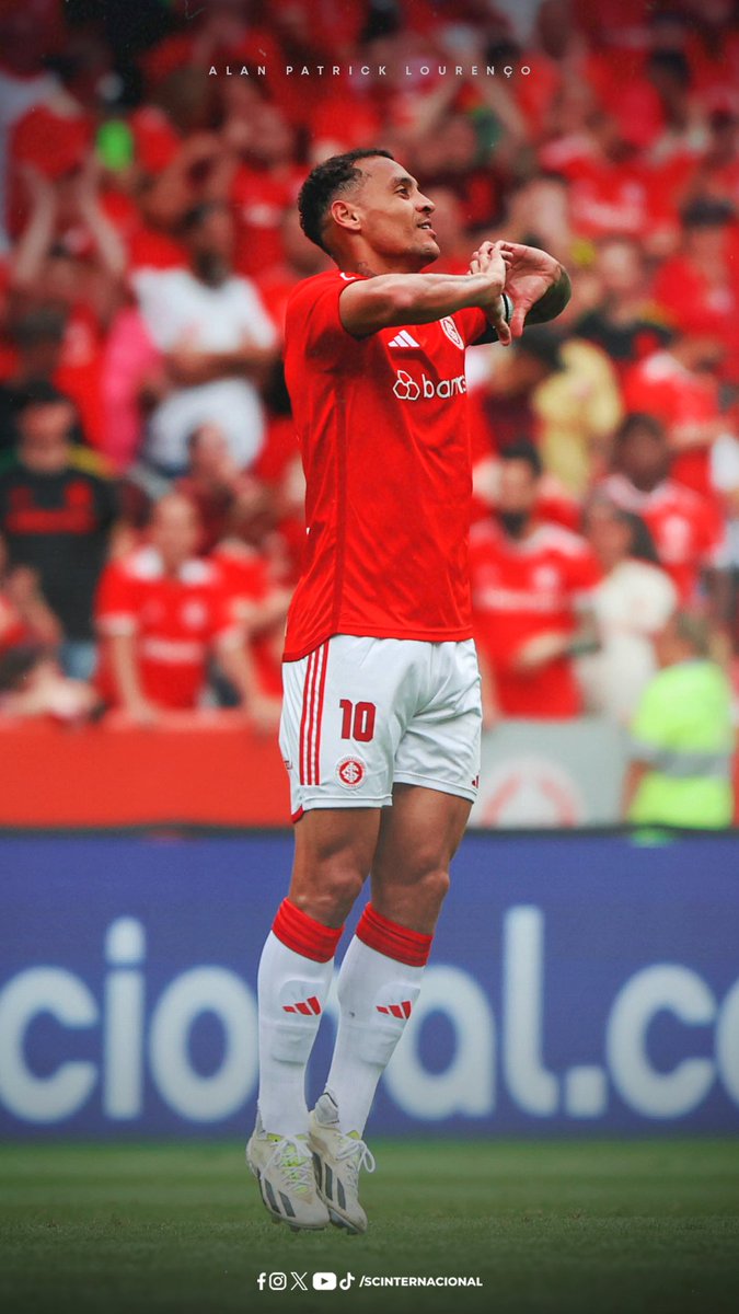SCInternacional's tweet photo. O MELHOR 🔟 DA AMÉRICA DO SUL. 🫶

Merece teu plano de fundo? 📱🔛🎩 https://t.co/0XmM7DAlvc