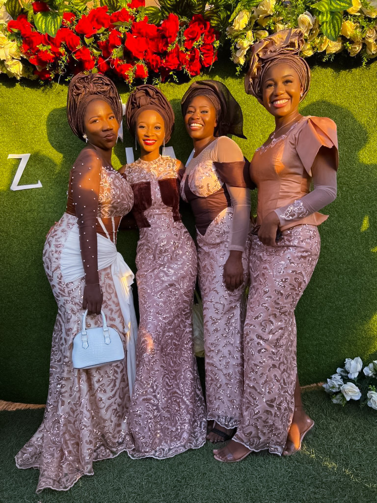 MuyiwaTee's tweet photo. So many pretty pictures🙊🙊😍😍😍
#fyb #finaldaysinmedicalschool #Azaliah #BHUTH https://t.co/A1d2nU9uE8