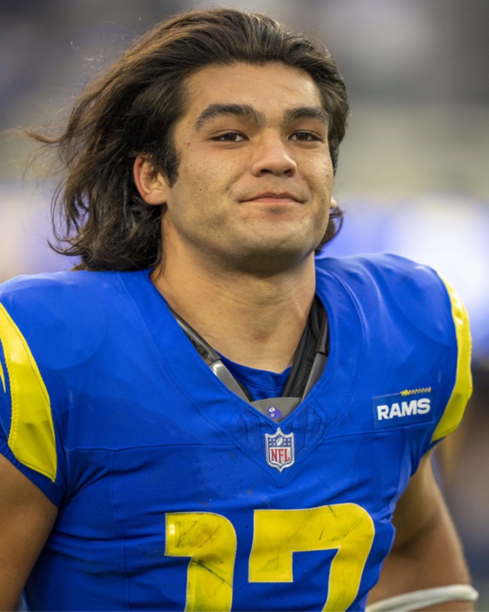 #Rams WR Puka Nacua today:

- 8 receptions
- 154 receiving yards 
- 19.2 yards per reception

Still a star, even with Cooper Kupp back.