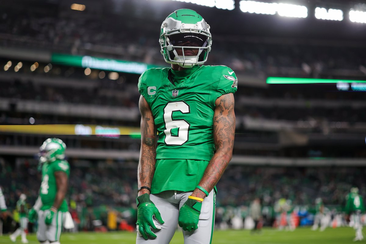 FOX Sports: NFL on X: Rate the #Eagles' Kelly Green uniforms 🦅⬇️   / X
