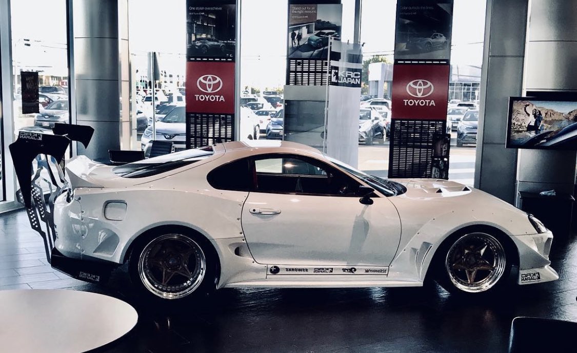 krcmodified's tweet photo. KRCjapan
80SUPRA MK4
@toyotausa @krcmodified
#krcmodified
#krc
#krcjapan
#krcpract
#supra
#大阪國
#fastfurious
#fastandfurious
#toyota
#toyotausa
#widebody
#mk4
#80supra
#sema
#semashow
#forzahorizon
#forzahorizon5
#csr2racing
#ustoyota https://t.co/K86KS5OWFr