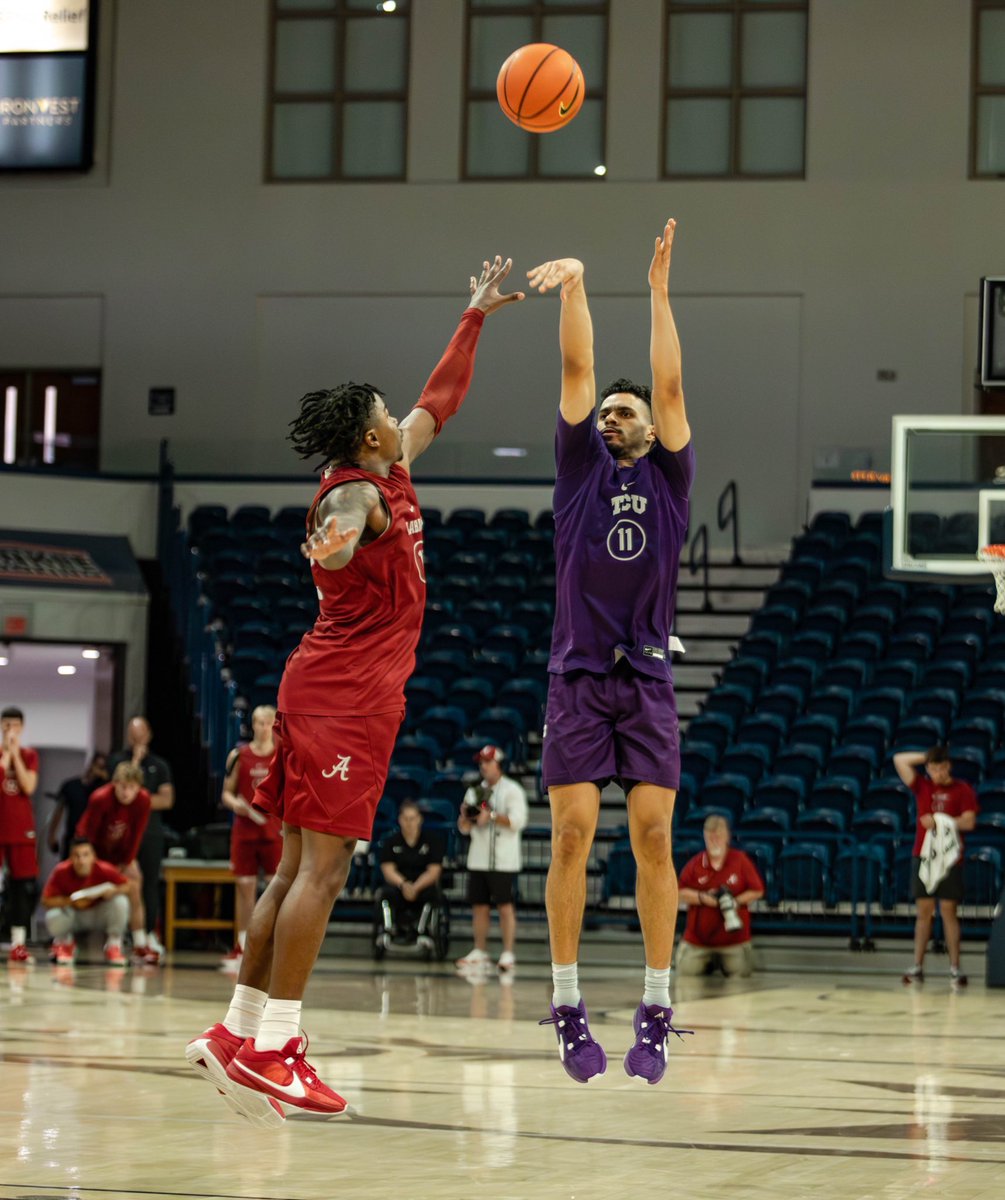 TCUBasketball's tweet photo. Trey 👌

#GoFrogs https://t.co/53D9phD3j3