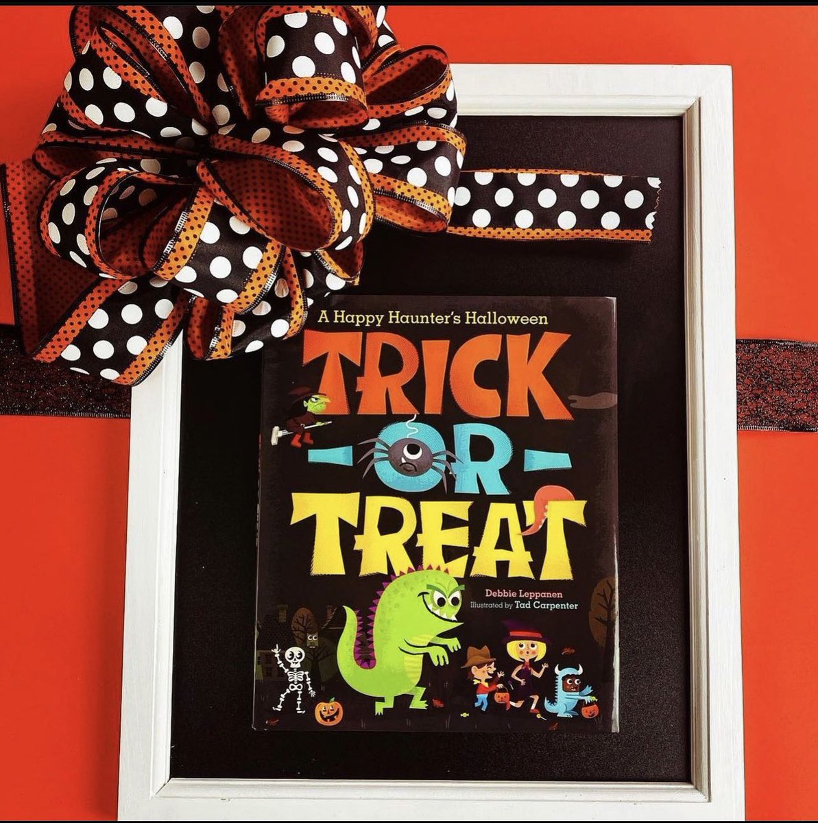 TrinityEliteEdu's tweet photo. Counting down for Halloween with these these Fa-BOO-lous reads!
Hereโs to 7 more days of book joy!
#TrinityEliteEdu #GGsBookClub #GGsBookStack #October #31daysofgreatreads #literacy #books #Youvebeenbooked https://t.co/CNXQNuXaMK
