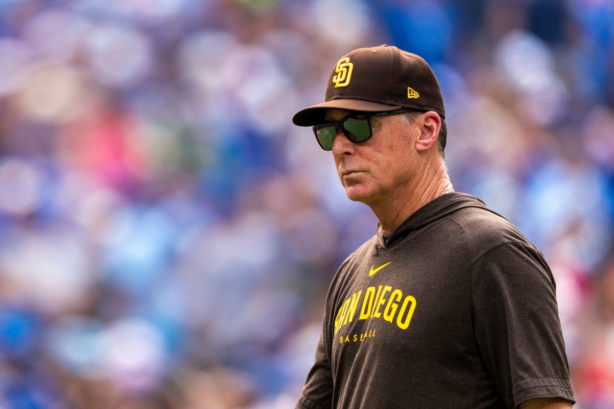 mlbtraderumors's tweet photo. The #SFGiants have been given permission to interview #Padres manager Bob Melvin: https://t.co/E569ZhrmJO https://t.co/2a5f9qImYU
