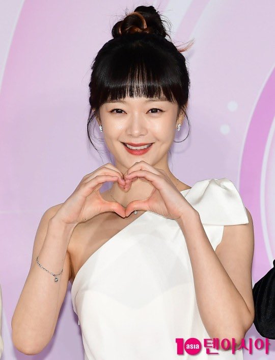 kdramacasting's tweet photo. #JeonSoMin confirm to drop out of <#RunningMan>, the last filming will be on Oct 30. https://t.co/QG5BR9MbuF