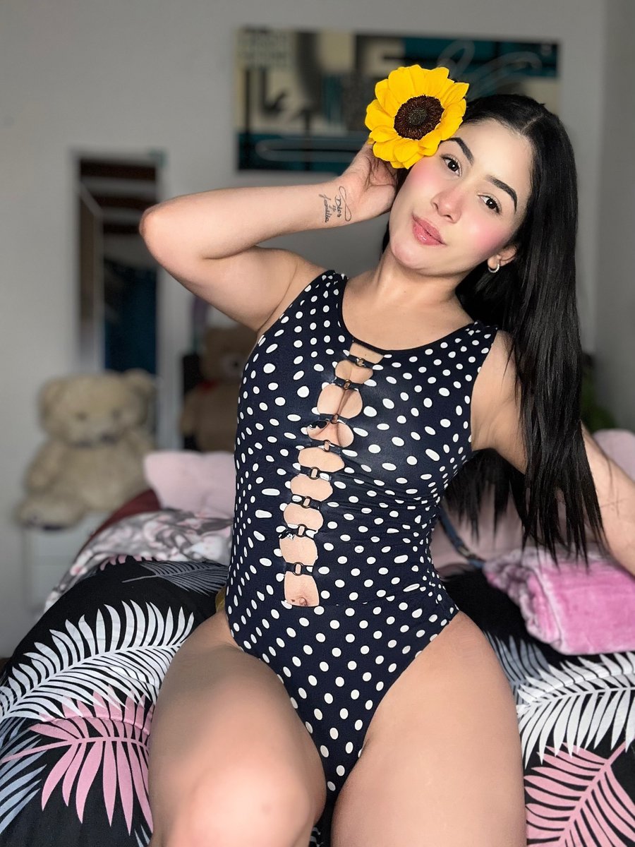 LEXICRUHS's tweet photo. Do you love me ❣️ 💝 
#Facebook https://t.co/WHGysMFsUe