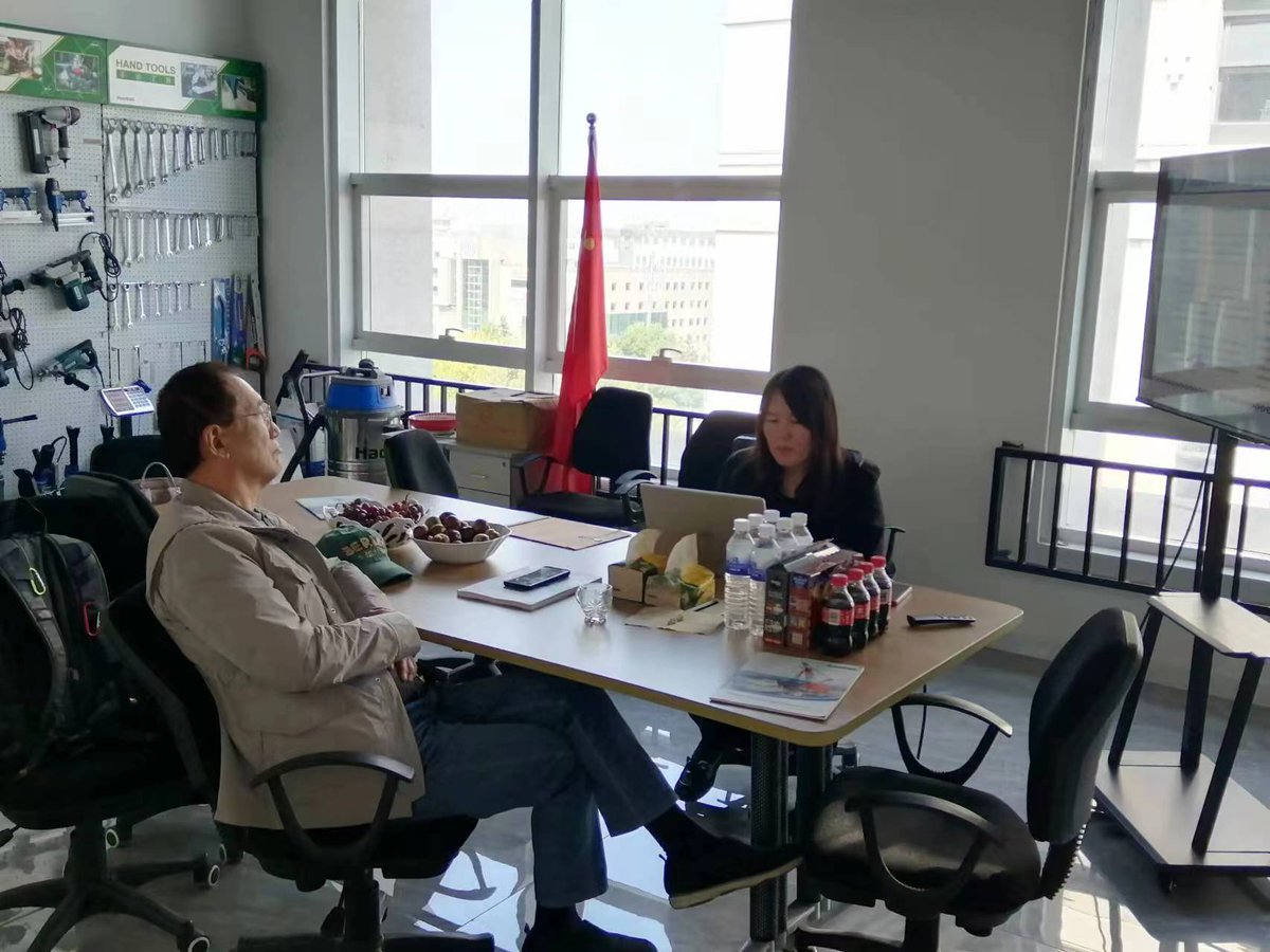 A warm welcome to our valued customers from Indonesia:

Take the interests of customers as the premise, to common development and win-win mutual benefit as the goal.

Qingdao Haosai ----Can be your new partner in Rigging &amp; Hoisting hardware wholesale and retail business?