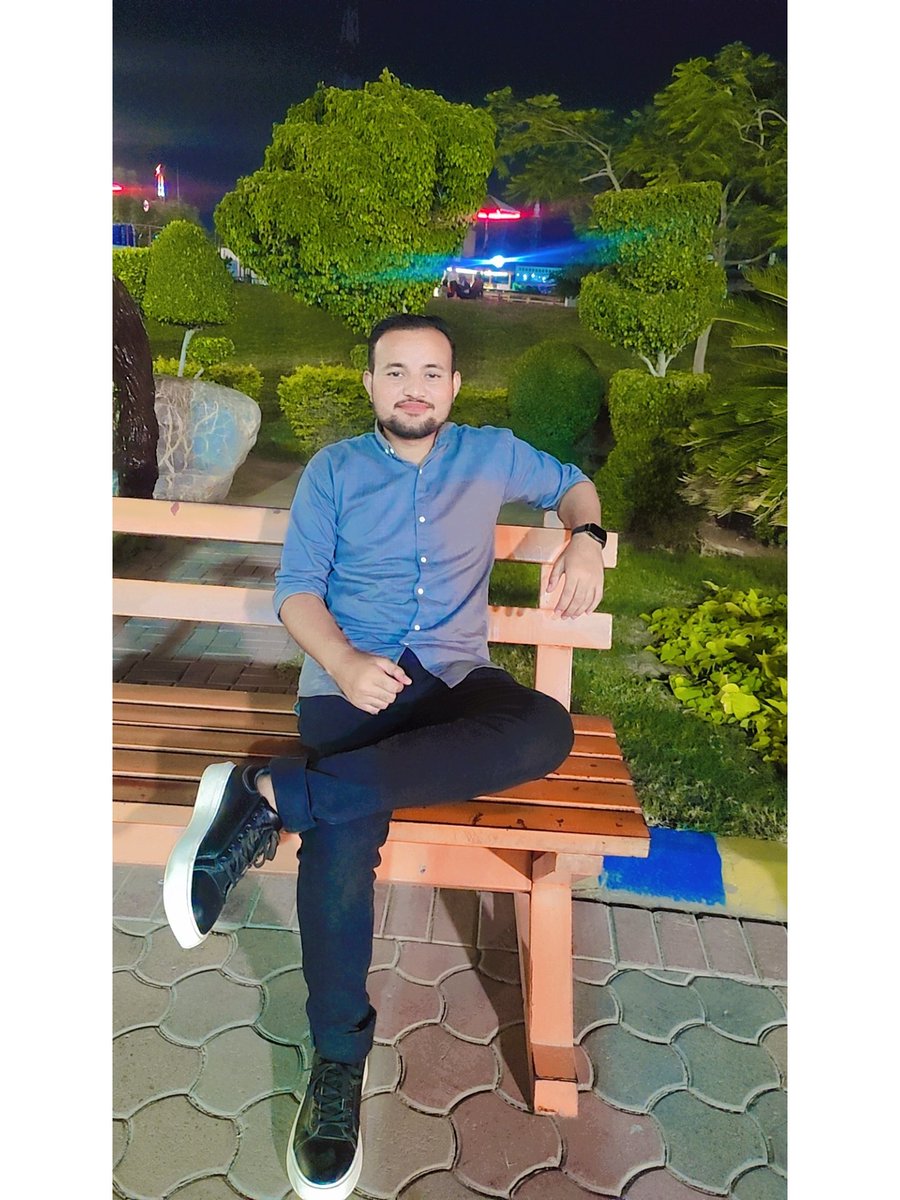 SyedShahabSha10's tweet photo. جیسے نظر پڑی ہو مِری چاند پر کہیں
ایسا مجھے لگا ہے تجھے دیکھنے کے بعد.🤍 https://t.co/qomldu9blk