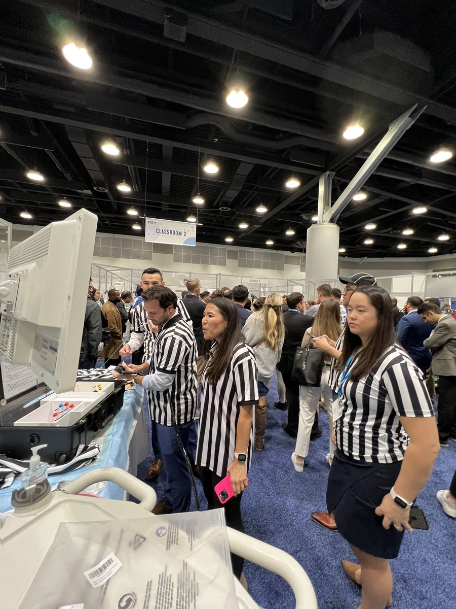 MN_GIMD's tweet photo. Happening now #EndoTitans @AmCollegeGastro #ACG2023
Have you guys met B-eazy ๐ @BilalMohammadMD https://t.co/zuQqBVNHPh