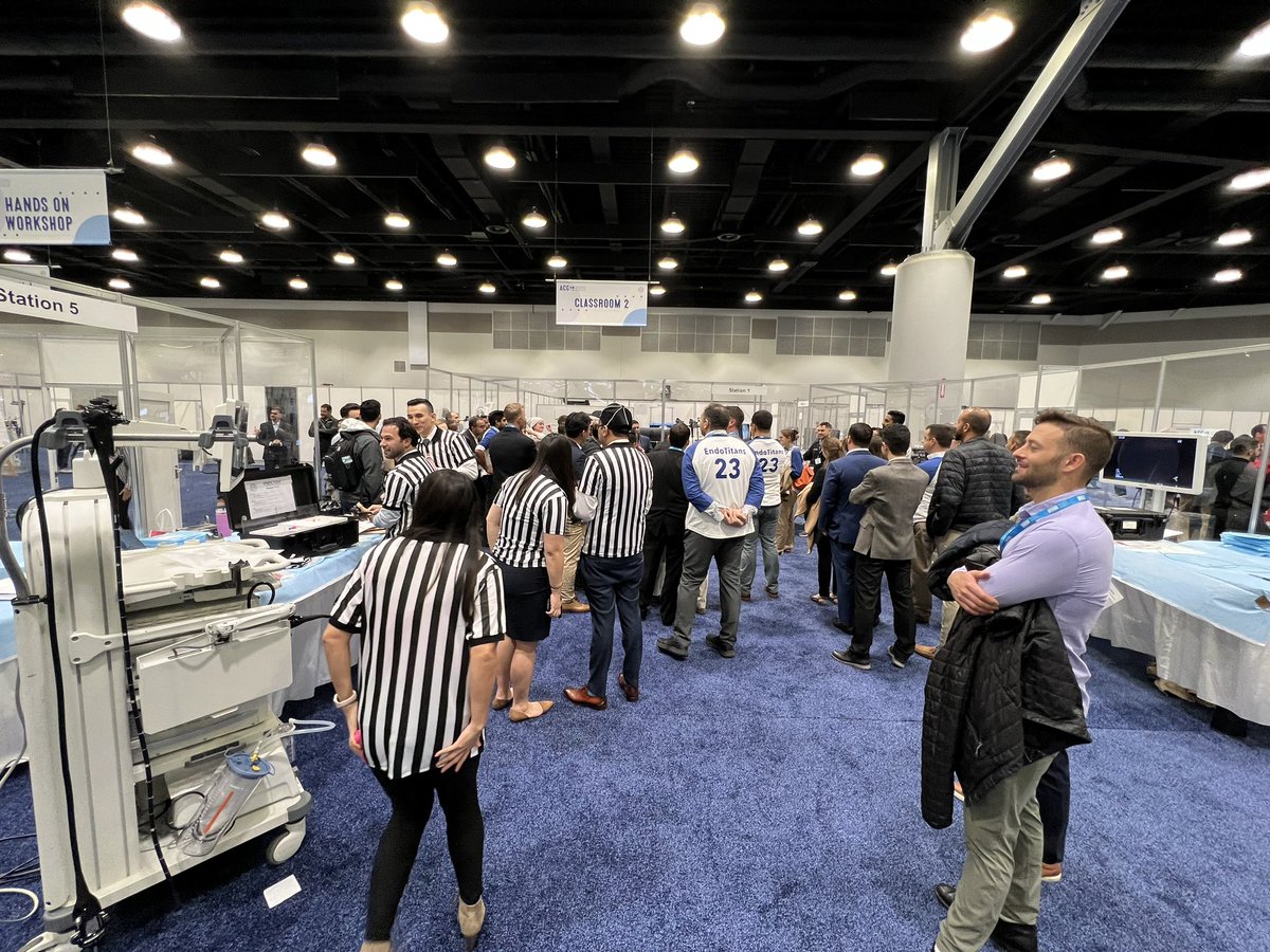 MN_GIMD's tweet photo. Happening now #EndoTitans @AmCollegeGastro #ACG2023
Have you guys met B-eazy ๐ @BilalMohammadMD https://t.co/zuQqBVNHPh