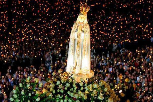 VirgenCoromoto's tweet photo. #ElSantoRosario es la #Oración de la solidaridad humana que refleja el espíritu de la #VirgenMaría, Madre e imagen de la iglesia. El Rosario se dirige a aquella que es la expresión más alta de la humanidad. #SanJuanPabloII https://t.co/oL45FWoOZa