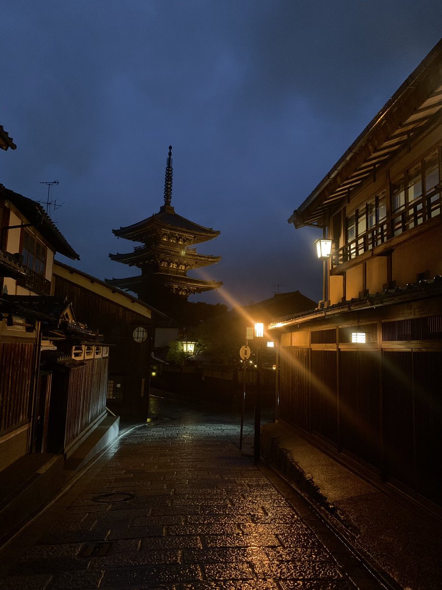 melperalta_'s tweet photo. Caminar por las calles de Japón y siempre quedarse sorprendido de lo hermoso que es todo. 🥹 https://t.co/fGxT6TWUkz