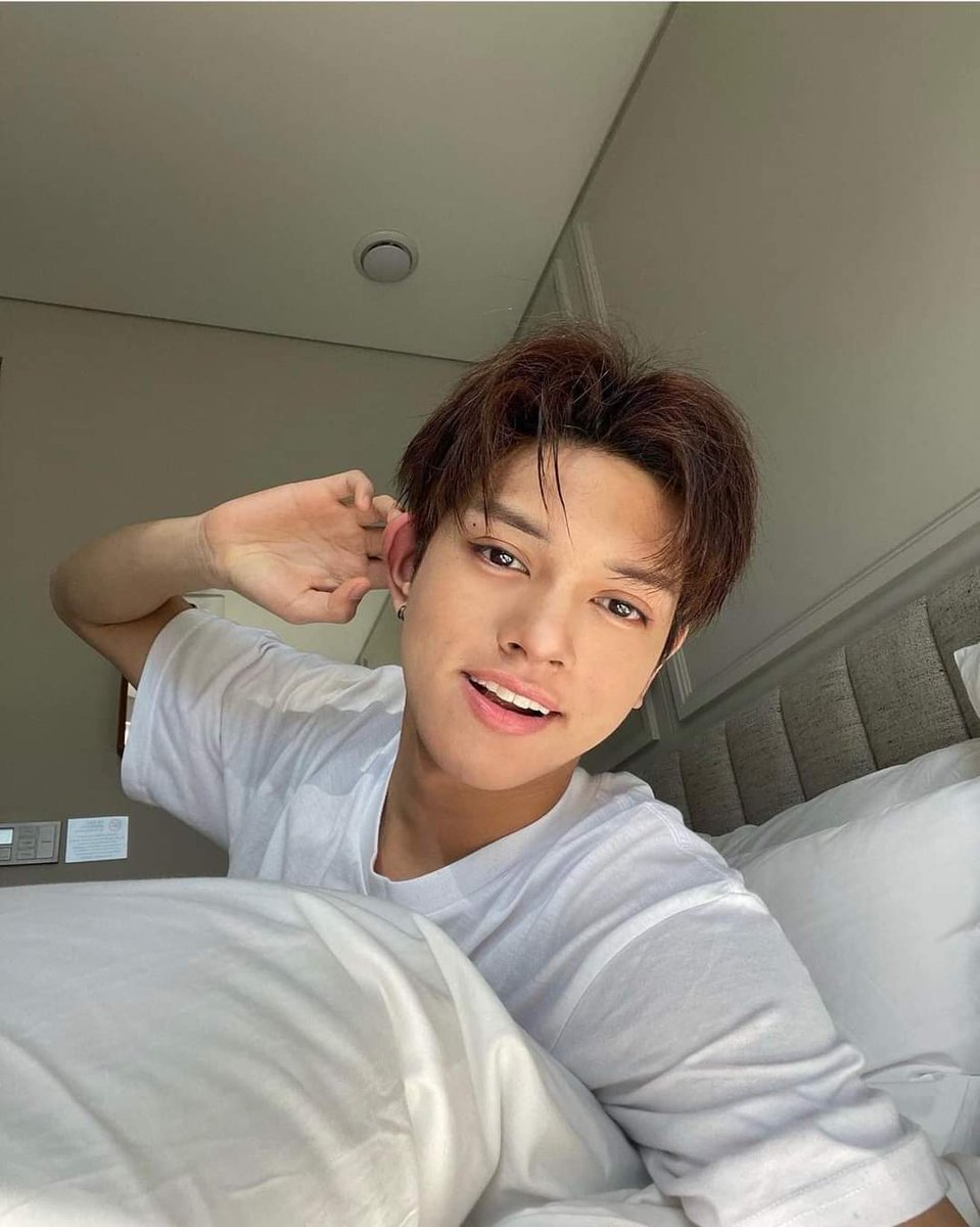 teamL_OFC's tweet photo. [🖼️] L Instagram Update

☀️ looking so fresh our dearest L! We miss you so much na!!! 

IG: @newid_l 

#New_ID #New_ID_L #eLeven https://t.co/EnvWdvhvcm