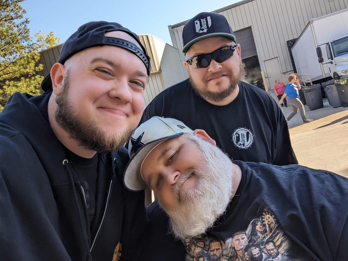 nickmaniwa's tweet photo. Got to see some of my favorite today for a good cause in Hamilton, OH. Thanks to @513bartybar for thinking of me &amp; wanting my voice on this show. I love you all. Let’s not make it so long between seeing each other 💙 https://t.co/yxC60rHX9P