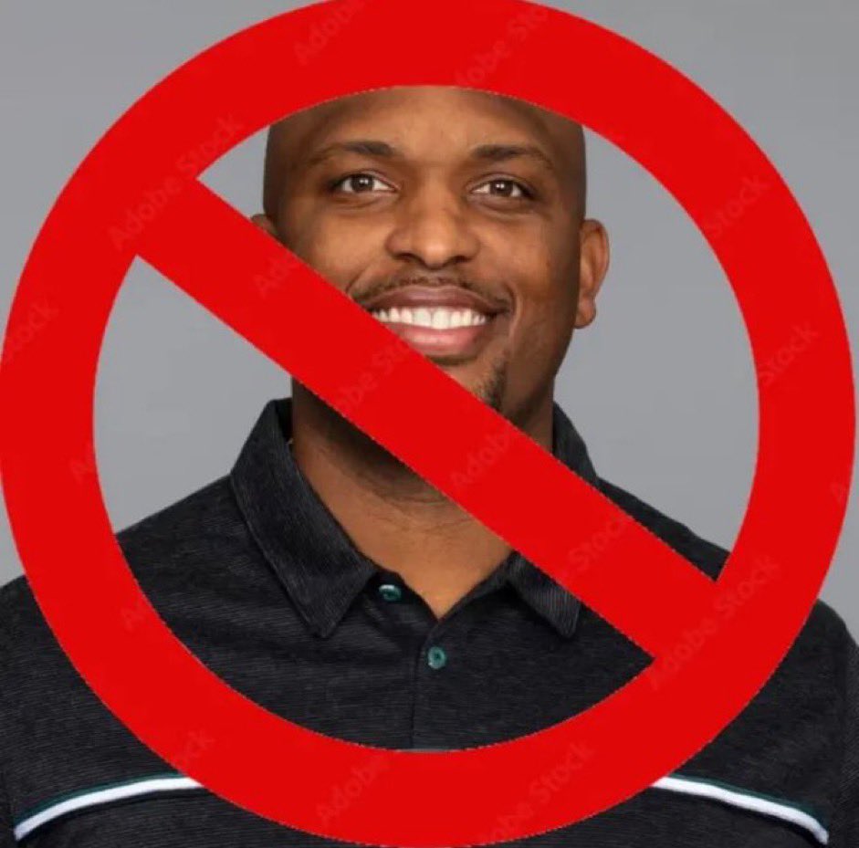 mnk_group's tweet photo. What game of the season will the #Eagles realize these QB draws don’t work anymore? Fire this Johnson clown #playcalling https://t.co/fRJmiXdTls