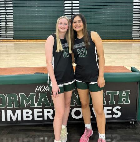 NormanNorth_GB's tweet photo. 2023-24 Norman North GB Basketball 💚Seniors💚

@oliviacliftt @audreybertman https://t.co/2C6WE5vewl