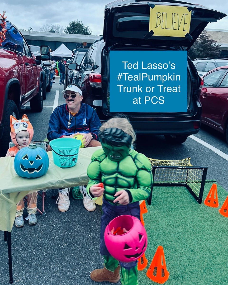 Capping off a fun family weekend, participating in the <a href="/PTOatPaxtonMA/">Paxton Center School PTO</a> #TrunkorTreat!

I can’t explain how much I appreciate our PTO’s inclusive approach, adoption, &amp; efforts to raise awareness of the #TealPumpkinProject &amp; #foodallergies!

Lucky to be a part of this community!