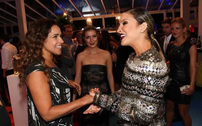 Bolhasney's tweet photo. Elas juntas fizeram uma cidade inteira ficar elétrica! ⚡️
Todo sucesso do mundo a @danielamercury, rainha do axé music! 👑🩵 #Daniela40 https://t.co/sBOWqvuQYQ