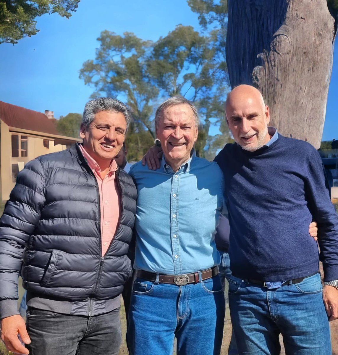 juliobanuelosok's tweet image. 🇦🇷El pueblo se expresó en una jornada democrática.📍En #SanAlberto los vecinos reflejaron, a través de las urnas, su apoyo a la propuesta de @JSchiaretti, una opción seria, coherente y viable, respaldada por la experiencia y el conocimiento.
#Elecciones2023 #EleccionesArgentina