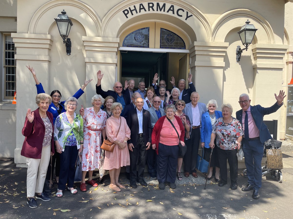 We welcome back the Pharmacy class of 1958 for their 65-year reunion, filled with laughter and good company 🎉

Prof @AndMacUSyd & Prof @bands_etal provided an update on the #SydneyPharmacySchool and how it has changed over the years 💫

Arrange a reunion: sydney.edu.au/engage/alumni/…