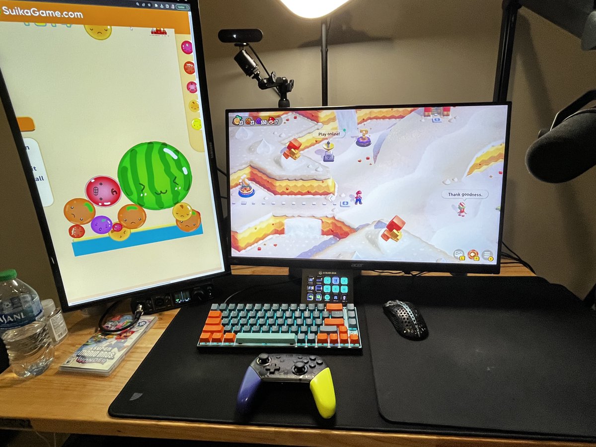 Continuing Mario but I GOT A WATERMELON TO HANDLE FIRST (zoomer attention spam)
twitch.tv/keatdawg