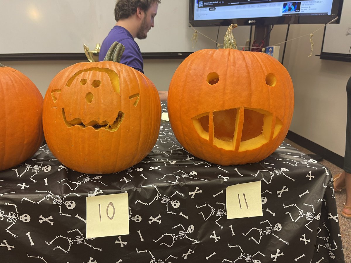 WSU Debate decided to celebrate Shocktober with a pumpkin carving competition this year. 

Comment which one you think deserves title of pumpkin king 🎃
