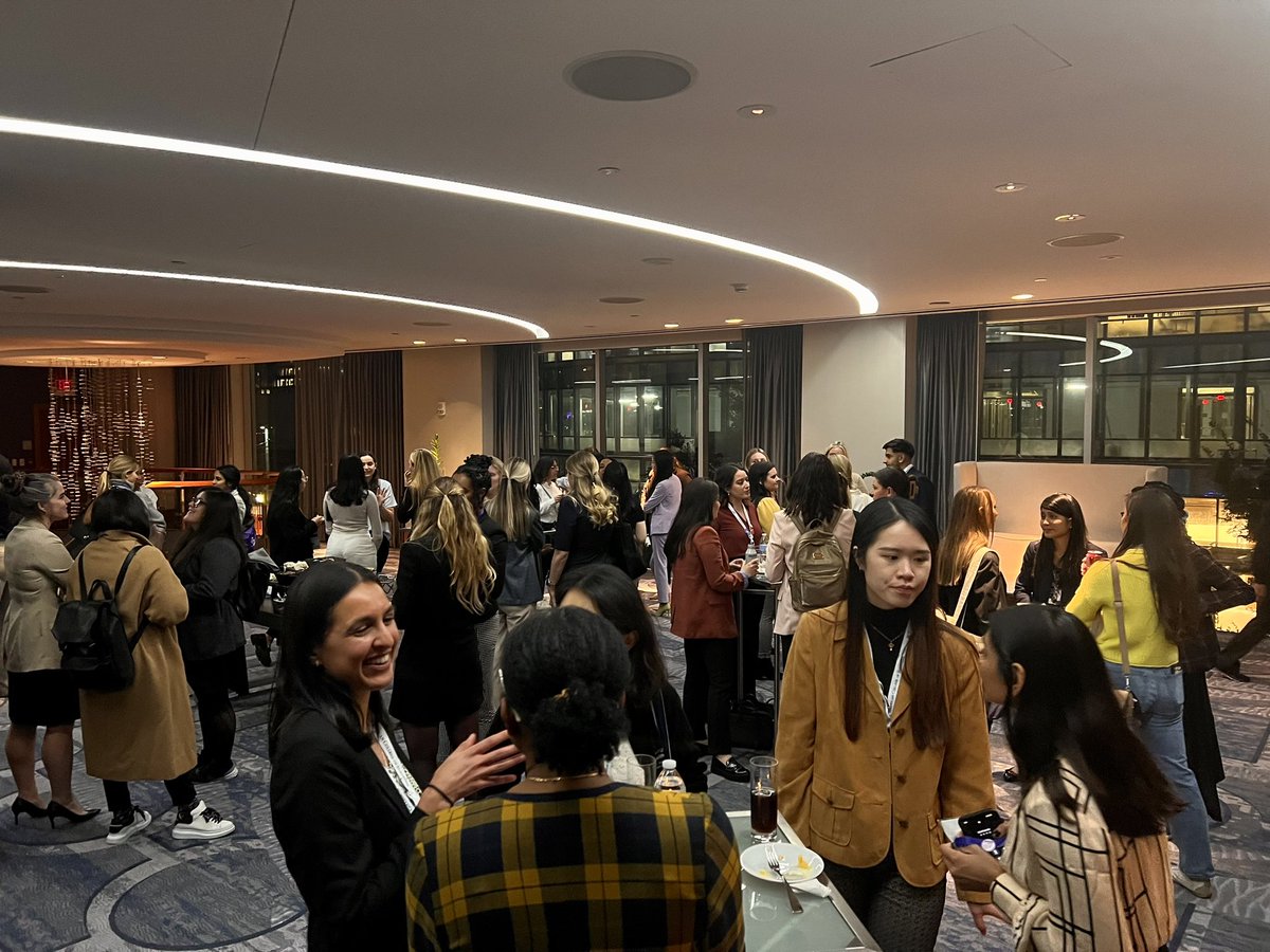 Amazing turnout for our #AWS2023 Student & Resident Mixer! Thank you to the wonderful @WomenSurgeons leadership team for creating such a welcoming and inclusive environment for these aspiring female surgeons! @kpmcguiremd @SOSENI1 @mcwhmd @kprgrl3 #ilooklikeasurgeon