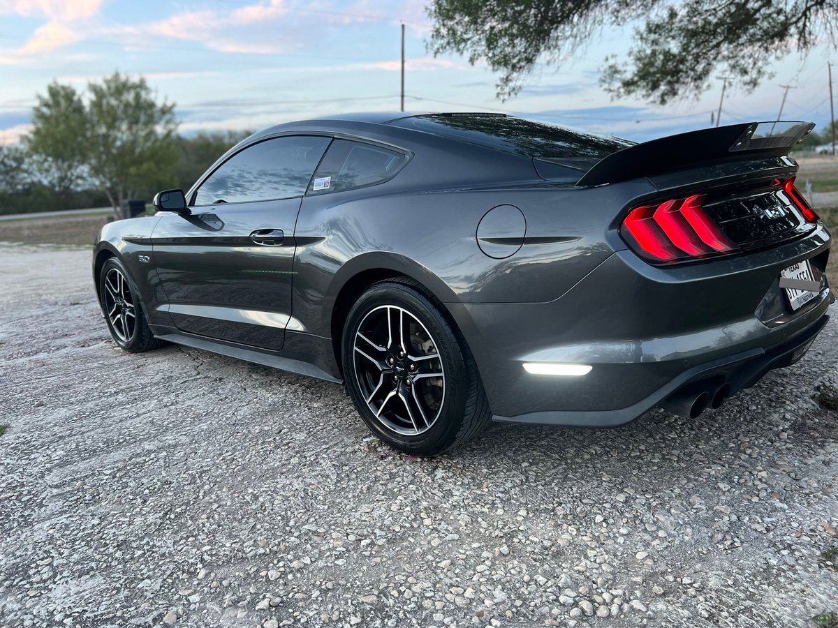 ADRIANV006's tweet photo. she cleans up nice 🧼 https://t.co/T6fSEvzGIO