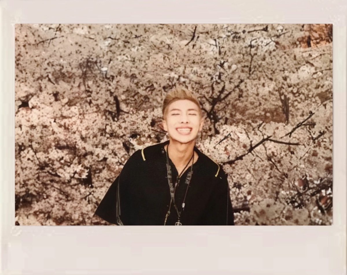 btsmemeories's tweet photo. these smiling namjoon polaroids

2015                                      2023 https://t.co/6r9LpGKW5t