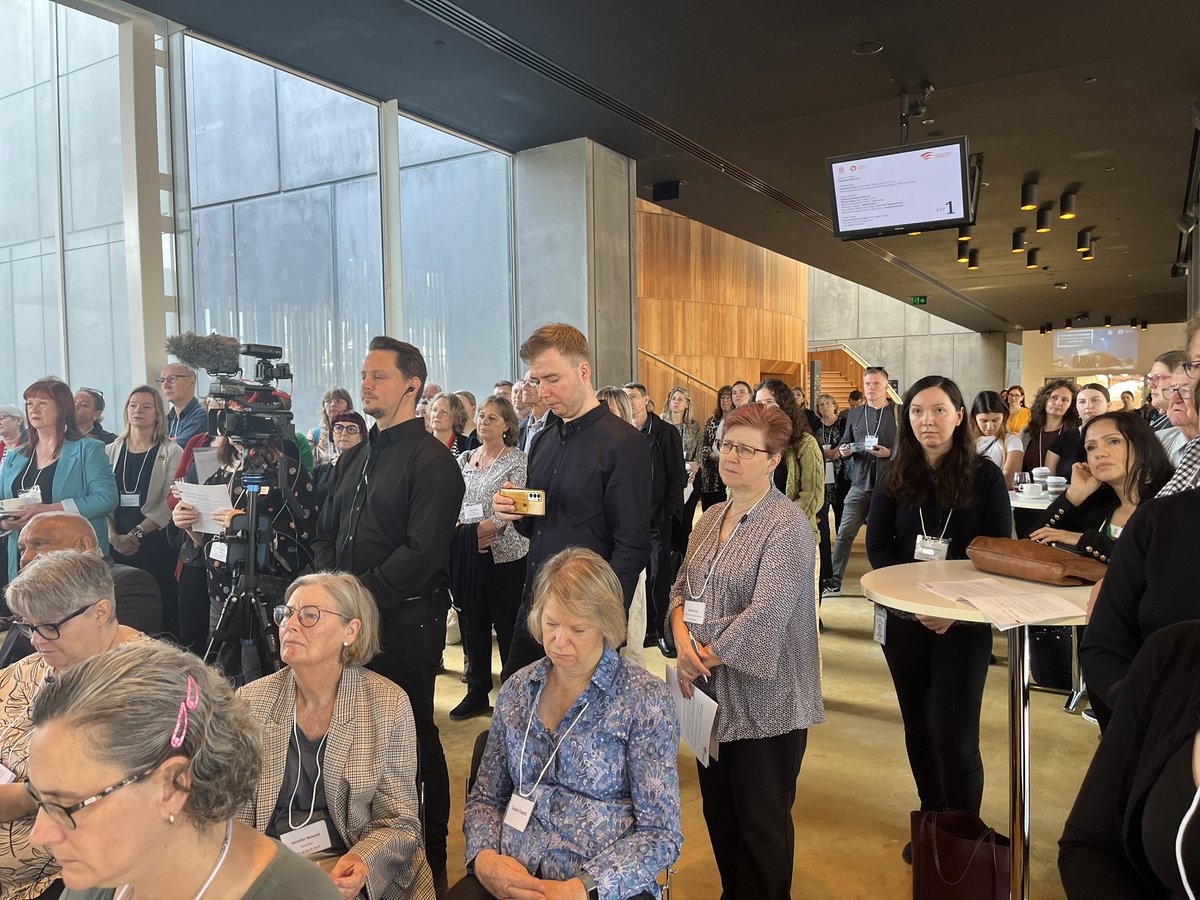 Msleighbeigh's tweet photo. Big crowd for the emerging professionals session to kick off the State Heritage Conference today @StateHeritage @dplh_wa #heritage #heritageconference https://t.co/sB271gMPBM