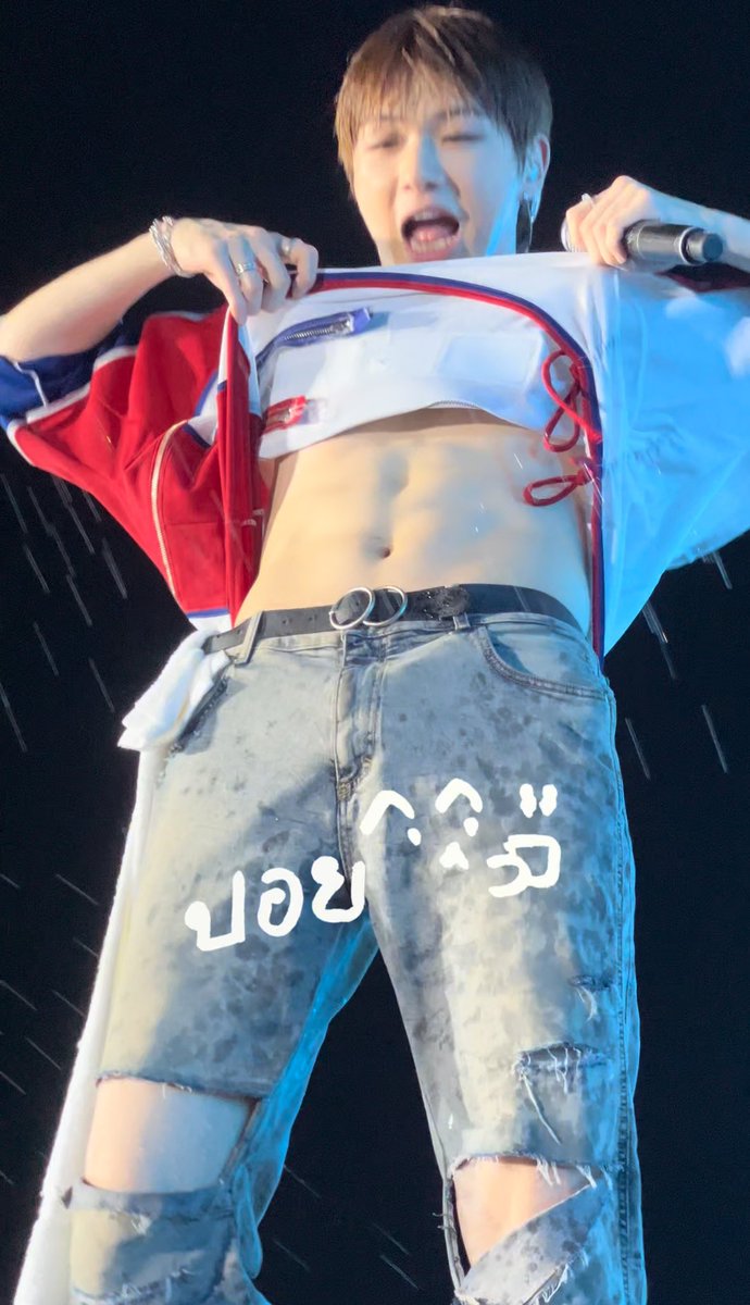 iiiPOYiii's tweet photo. ไม่ยอมให้รูปนี้หายไปจากไทม์ไลน์ 

#KANGDANIEL #WOWKMusicFestival https://t.co/3qzr6Rfv8F