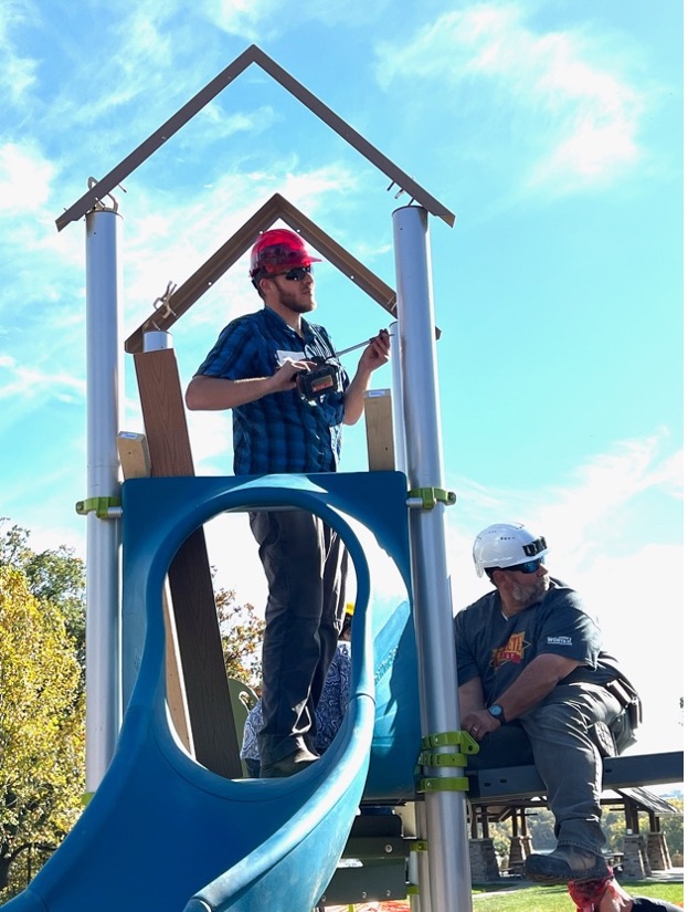Another new playground was assembled earlier this month for a Des Moines park--this one at McHenry Park in Ward 2. This is the third new playground assembled this year by volunteers or city employees using comp days.