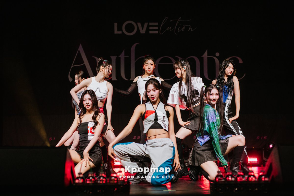 Kpopmap's tweet photo. Check out Kpopmap's exclusive coverage taken at the #tripleS_LOVElution concert in Kansas City. 📸 

The review and more photos are available at the link below.⬇️
https://t.co/4ZIscyOUQ1

#tripleS #LOVElution #tripleS1stWorldTour #AuthenticUS #tripleS1stWorldTour_Authentic https://t.co/ABJ6DvUSwH