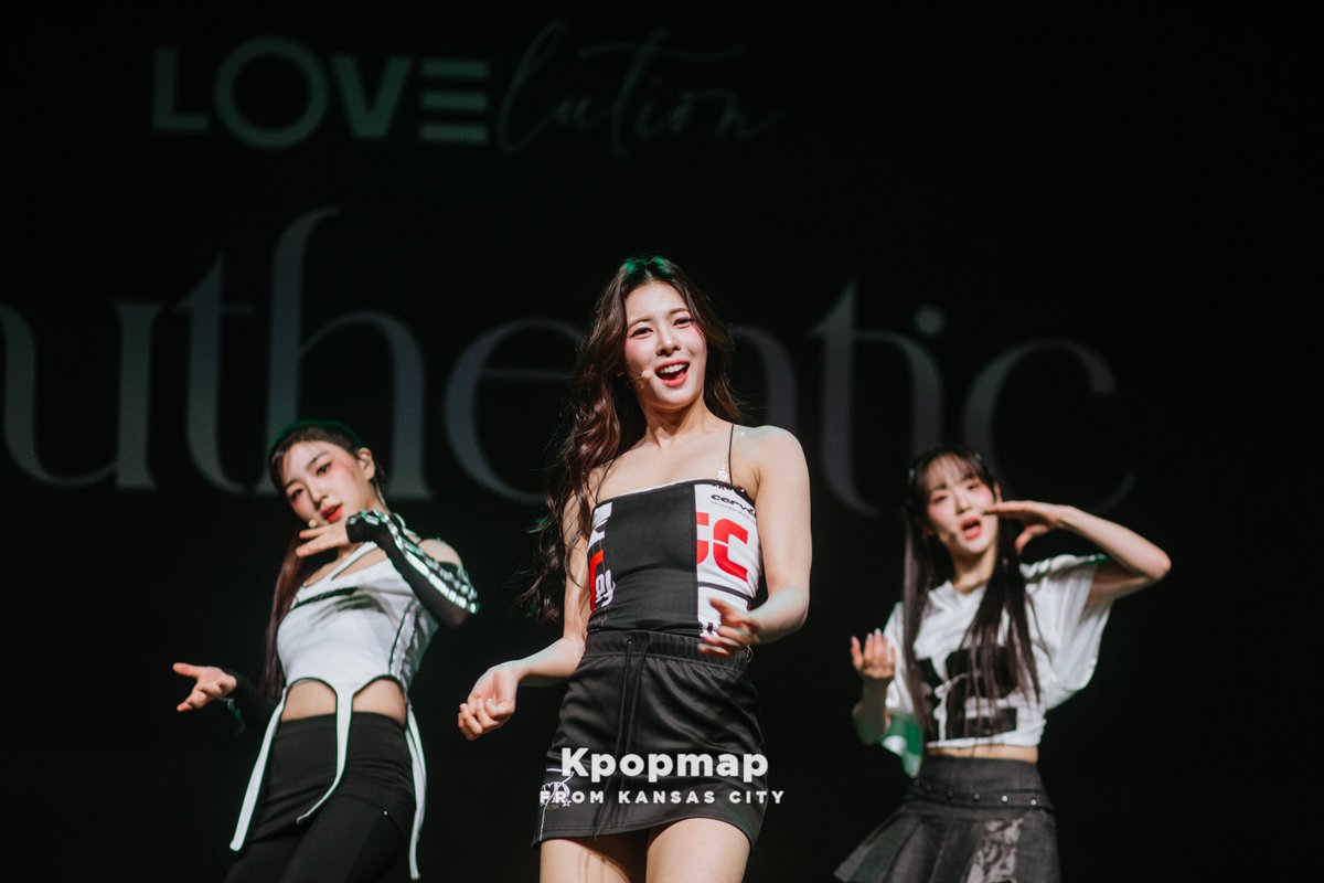 Kpopmap's tweet photo. Check out Kpopmap's exclusive coverage taken at the #tripleS_LOVElution concert in Kansas City. 📸 

The review and more photos are available at the link below.⬇️
https://t.co/4ZIscyOUQ1

#tripleS #LOVElution #tripleS1stWorldTour #AuthenticUS #tripleS1stWorldTour_Authentic https://t.co/ABJ6DvUSwH