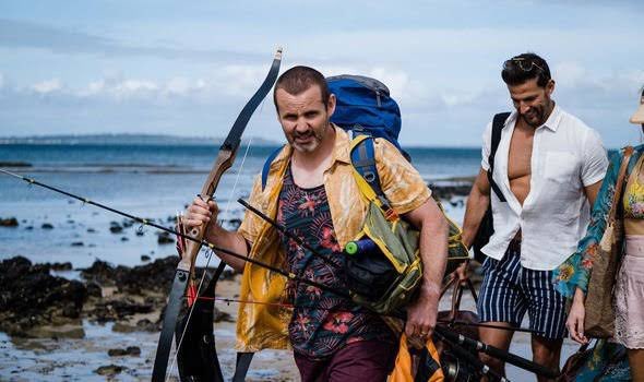 neighbuzzpod's tweet photo. Rods out; Pod's out! #neighbours #neighbuzz https://t.co/XY1IyVd4p8