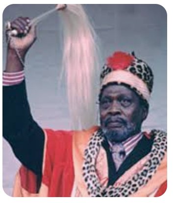 UndercoverKe's tweet photo. @4low_Ke Kenyans then married in their 20s, retired 8 kids later at 50 bila gym time!
Today, they marry in their late 30s, retire 2 kids later at 65 with gym subscription!
Things change: You also don't see politicians with fly-whisks and rungus as 'symbols of power!'
#EveMaina https://t.co/LhdiSpSc9g