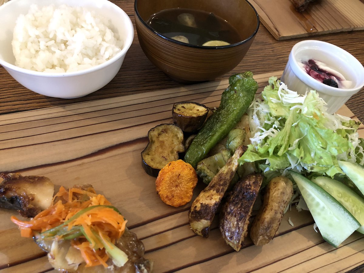 himcoiko0313191's tweet image. @mixcafe4 
身体が元気になる
ランチ😊
昨日のお昼ご飯
お店も御洒落🥰
#川西市
#mixcafe

昨日は
ご馳走様でした😋

食事後の感想も
聴いて頂いて😊
#また行きたいお店
🙏忘れ物届けに来て頂き
有難う御座いました🤗