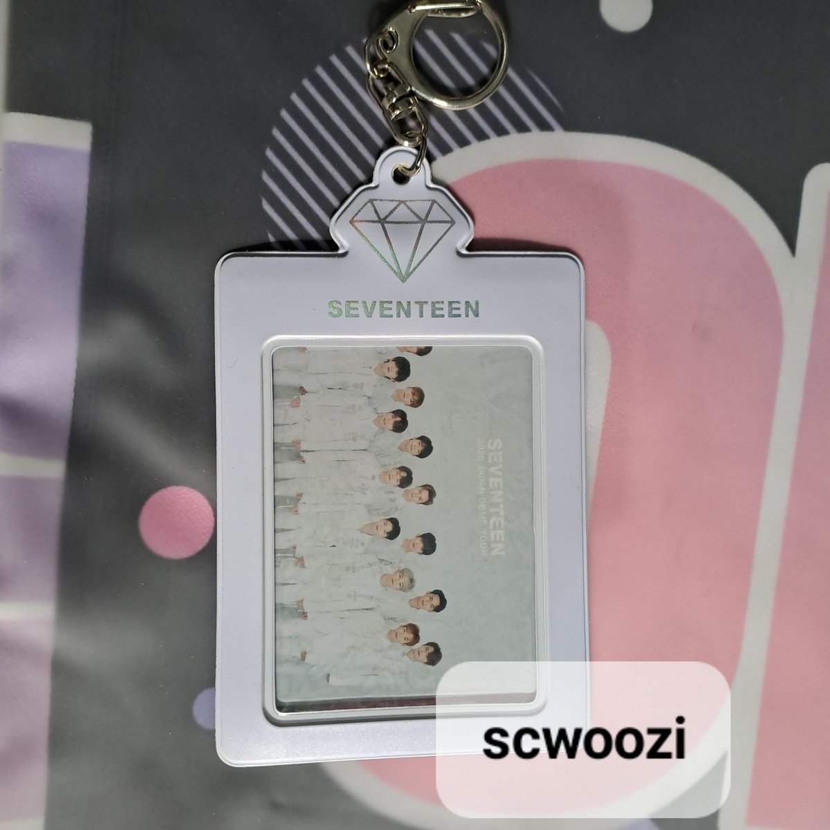 scwoozi's tweet photo. wts / want to sell seventeen trading card holder japan dome tour 2020

💰 150K rupiah
🗒 include tc ot13 https://t.co/5RFrayWg0w