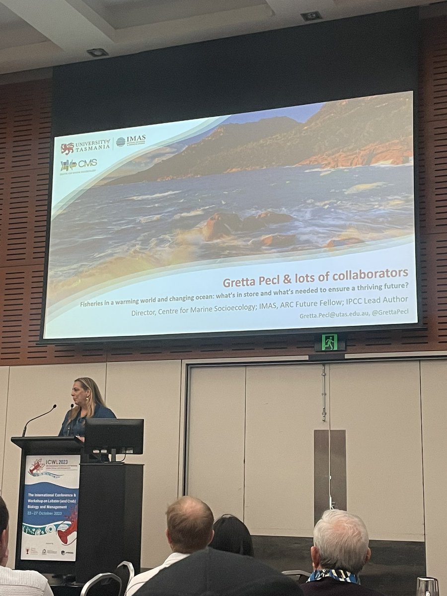jackmarinepark's tweet photo. Awesome keynote presentation from @GrettaPecl. 44% of the planet hit heat wave conditions this year! #ICWL2023 #utaz #climatechange https://t.co/4L8aE31xsI