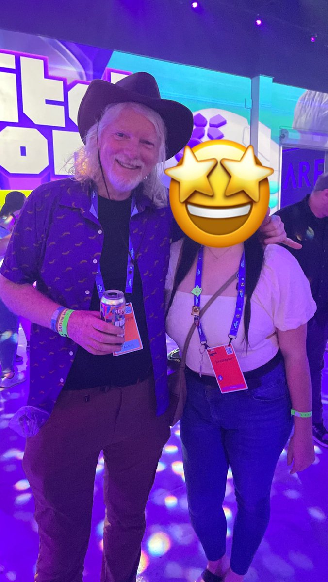 bug_ow's tweet image. Man I had so much fun making friends and I will cherish the moments we made at Twitch Con ❤️ I can’t wait for next year and to be able to see those familiar faces again WOOOO HOOO LETS GO TWITCH COMMUNITY!!! @everyone